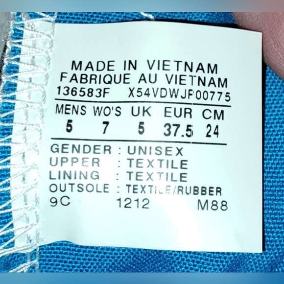 CTAS Converse All Star Blue Low Tops (136583F)  W 7 / M 5  sneakers Casual - Picture 9 of 9